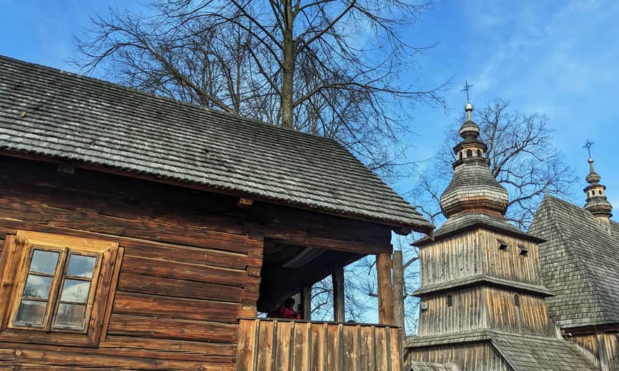 Przydonica: 19th-century granary and Church of Our Lady of the Rosary from 1527