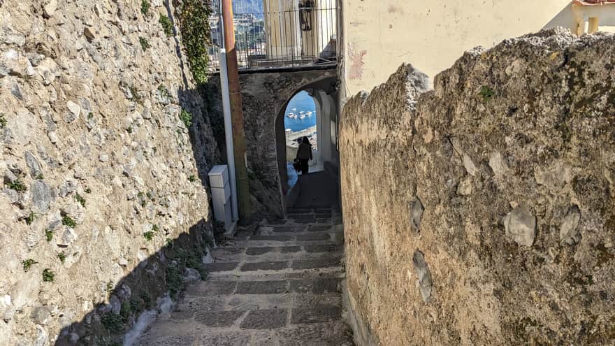 Walk Along Via Annunziatella in Amalfi