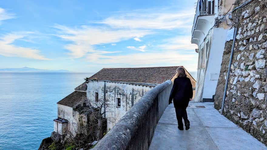 Walking from Amalfi to Atrani