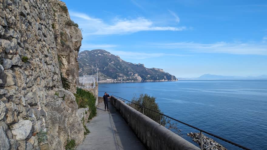 Walking from Amalfi to Atrani