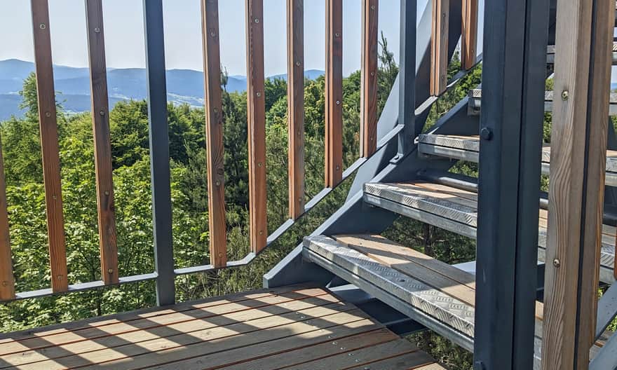 Tower on Kamionna - 121 wooden and metal steps to the observation terrace.