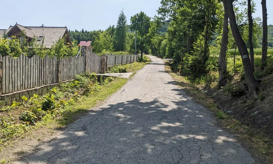 Zielony szlak Kamionna - Pasierbiecka Góra. Początek szlaku w Kamionnej.