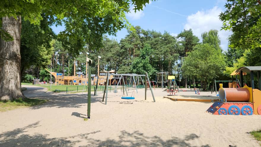 Plac zabaw - jezioro Paprocany, Tychy