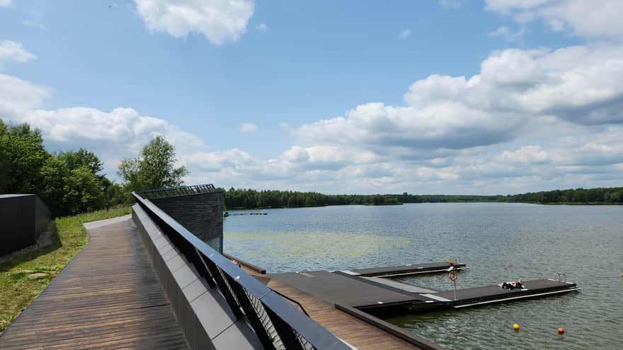 Drewniane pomosty spacerowe - jezioro Paprocany, Tychy