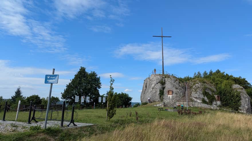 Skała z Krzyżem, Nielepice