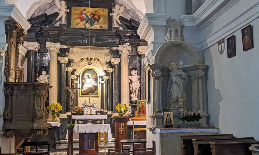Pustelnia bł. Salomei w Grodzisku koło Skały - wnętrze kościoła Wniebowzięcia NMP