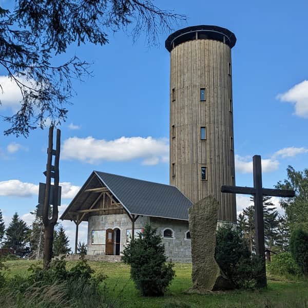 Borówkowa Góra - wszystkie szlaki, ciekawostki i atrakcje