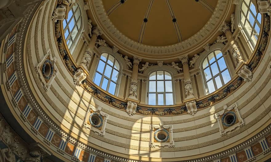 Lądek-Zdrój. Zachwycające zabytkowe wnętrze pijalnii wód mineralnych w Zdroju Wojciech
