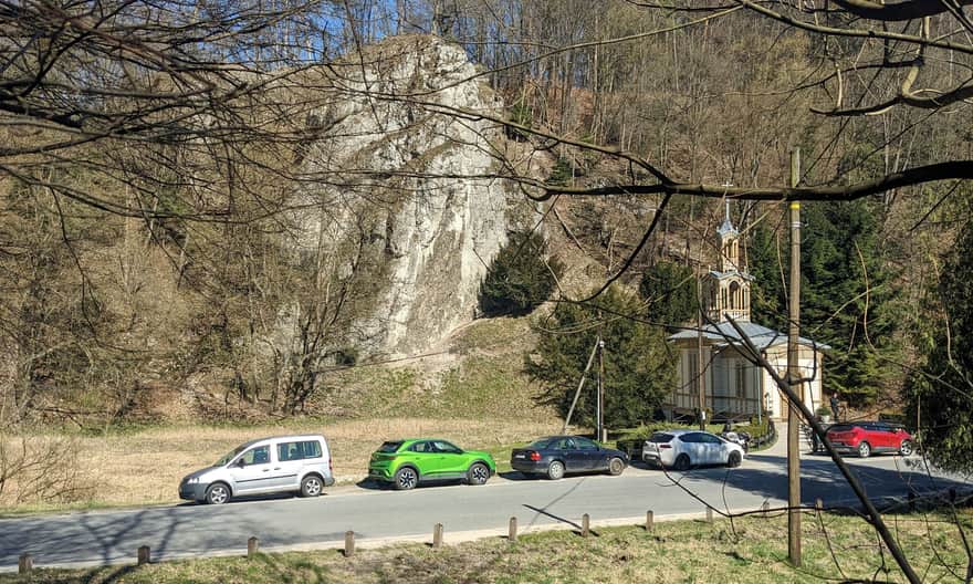 Kaplica "Na Wodzie" - parking