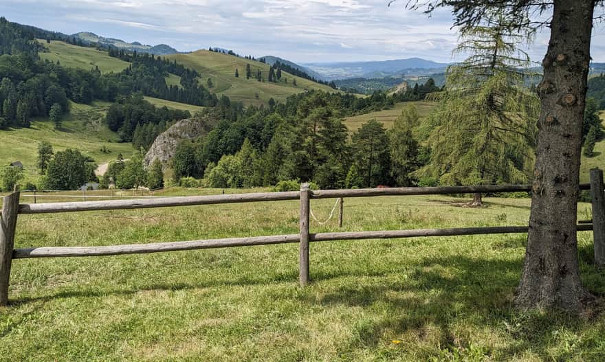 Przełęcz Rozdziela nad Rezerwatem Biała Woda