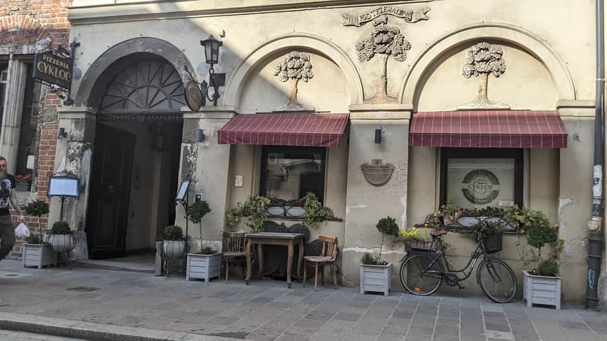 Kamienica "Pod trzema Lipami", ul. Mikołajska 16