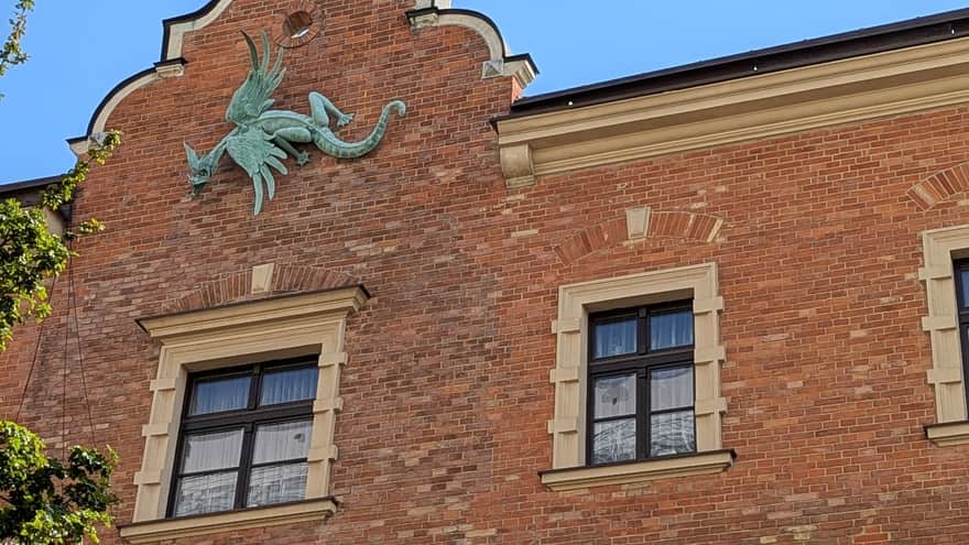 Dom pod Smokiem, Retoryka 4