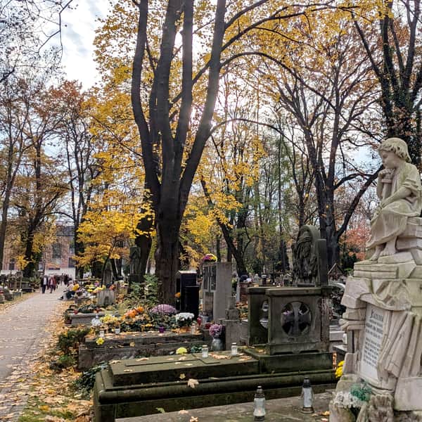 Spacer po Cmentarzu Rakowickim