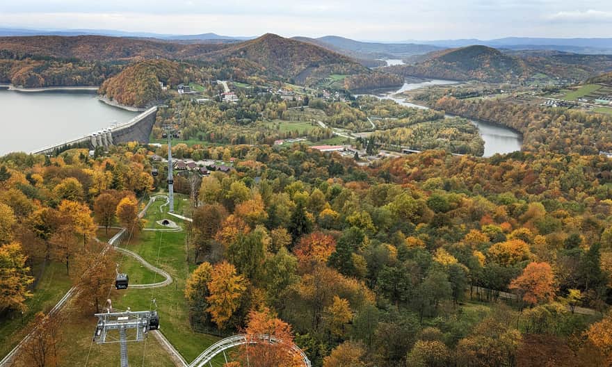 Widok z wieży na górze Jawor w Solinie