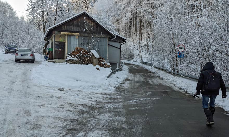 Zielony szlak z Milówki na Halę Boraczą