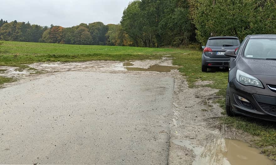 Ze Smardzowic do centrum Ojcowa - koniec drogi asfaltowej