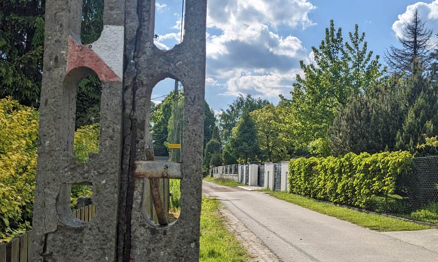 Ze Smardzowic do Doliny Prądnika i Ojcowa