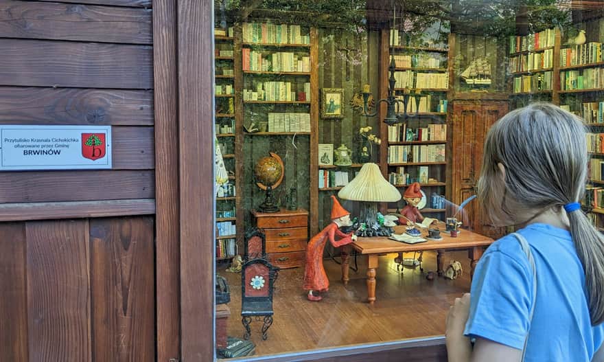 Domki krasnoludków w Zwierzyńcu - tzw. przytuliska roztoczańskich skrzatów.