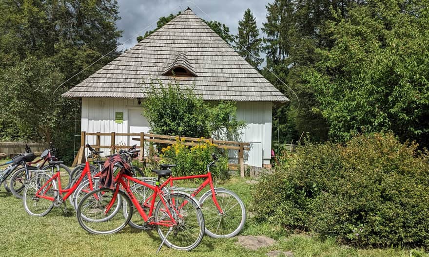 Florianka - zabytkowy budynek izby leśnej