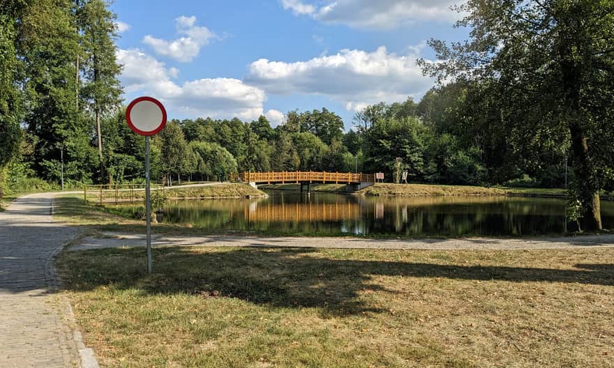 Park Zwierzyńczyk - "Zabytkowy Układ Wodno-Pałacowy w Zwierzyńcu" 