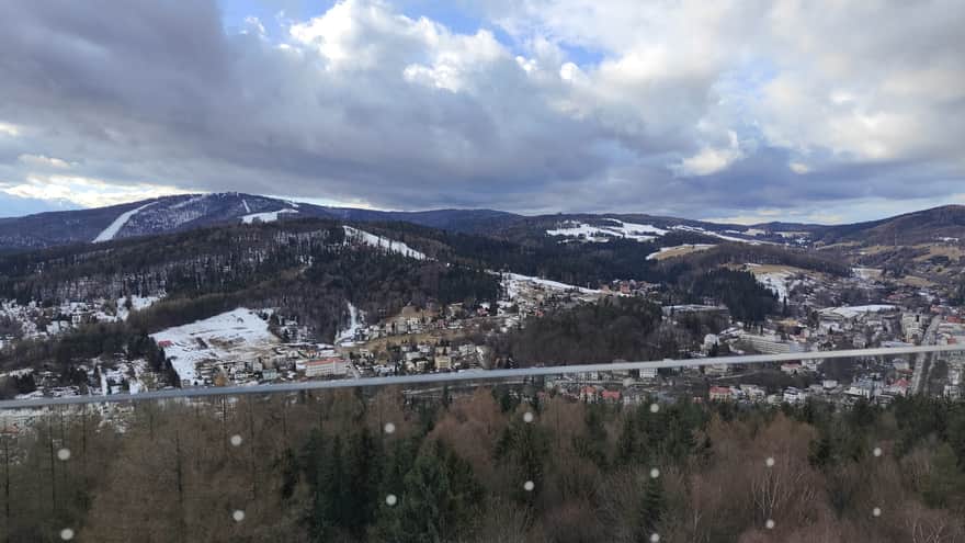 Widok z tarasu wieży widokowej w Krynicy-Zdroju, fot. A. Lewińska