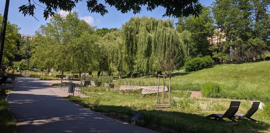 Plac zabaw w parku na os. Tysiąclecia