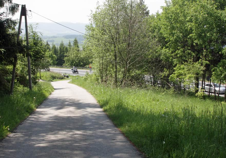 Start of the blue trail to Luboń Wielki from Naprawa