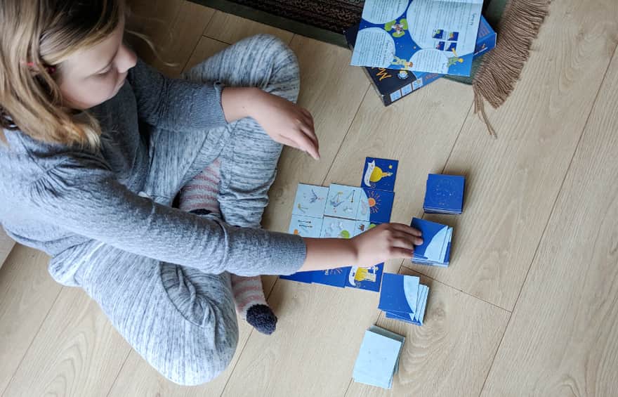 MAŁY KSIĄŻĘ - KAŻDY Z BOHATERÓW DAJE NAM PUNKTY ZA OKREŚLONE ELEMENTY NA NASZEJ PLANECIE